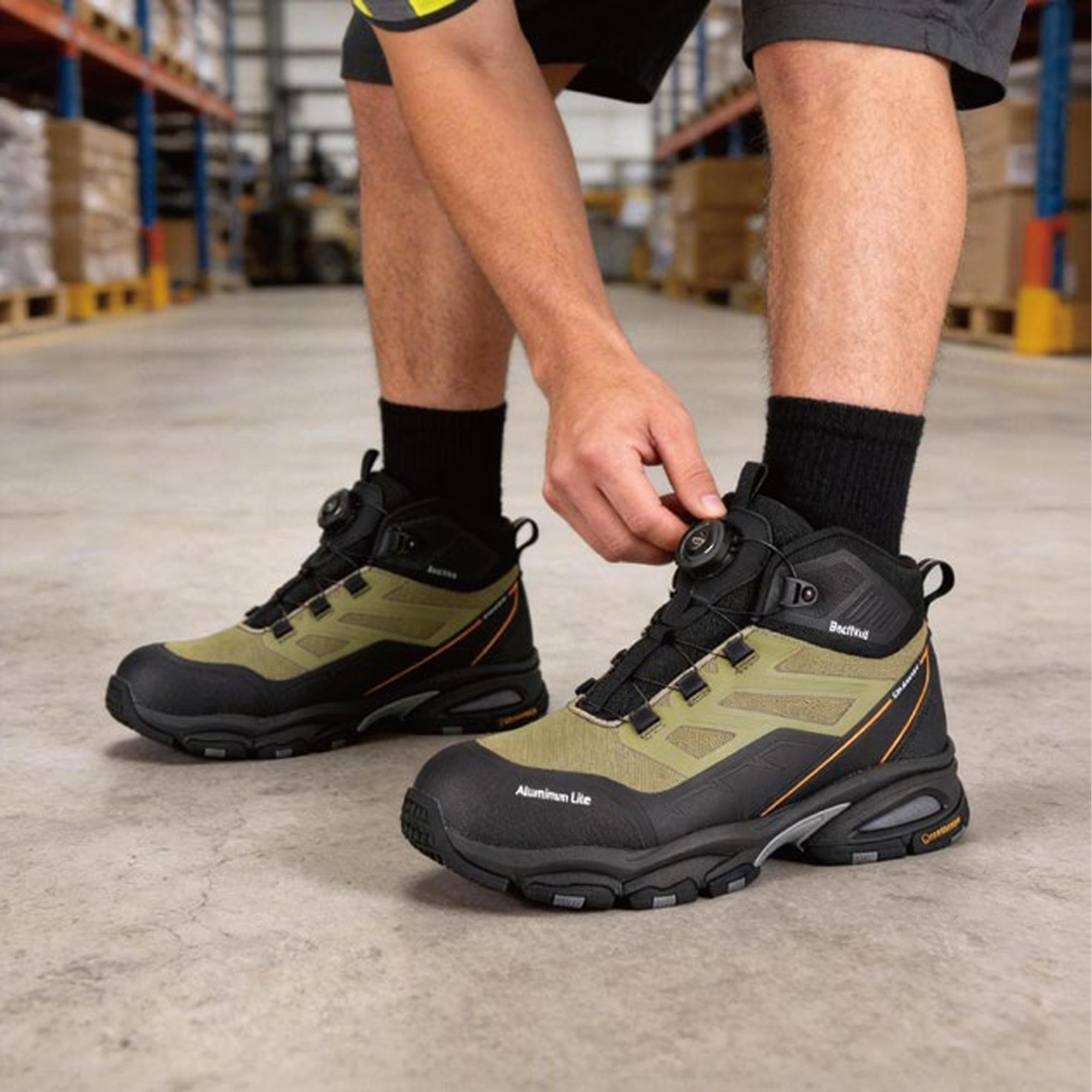 Outdoor-Design Sicherheitsstiefel mit Drehverschluss, atmungsaktiv, leicht, Aluminiumkappe & PE-Durchtrittschutzplatte, M-8589